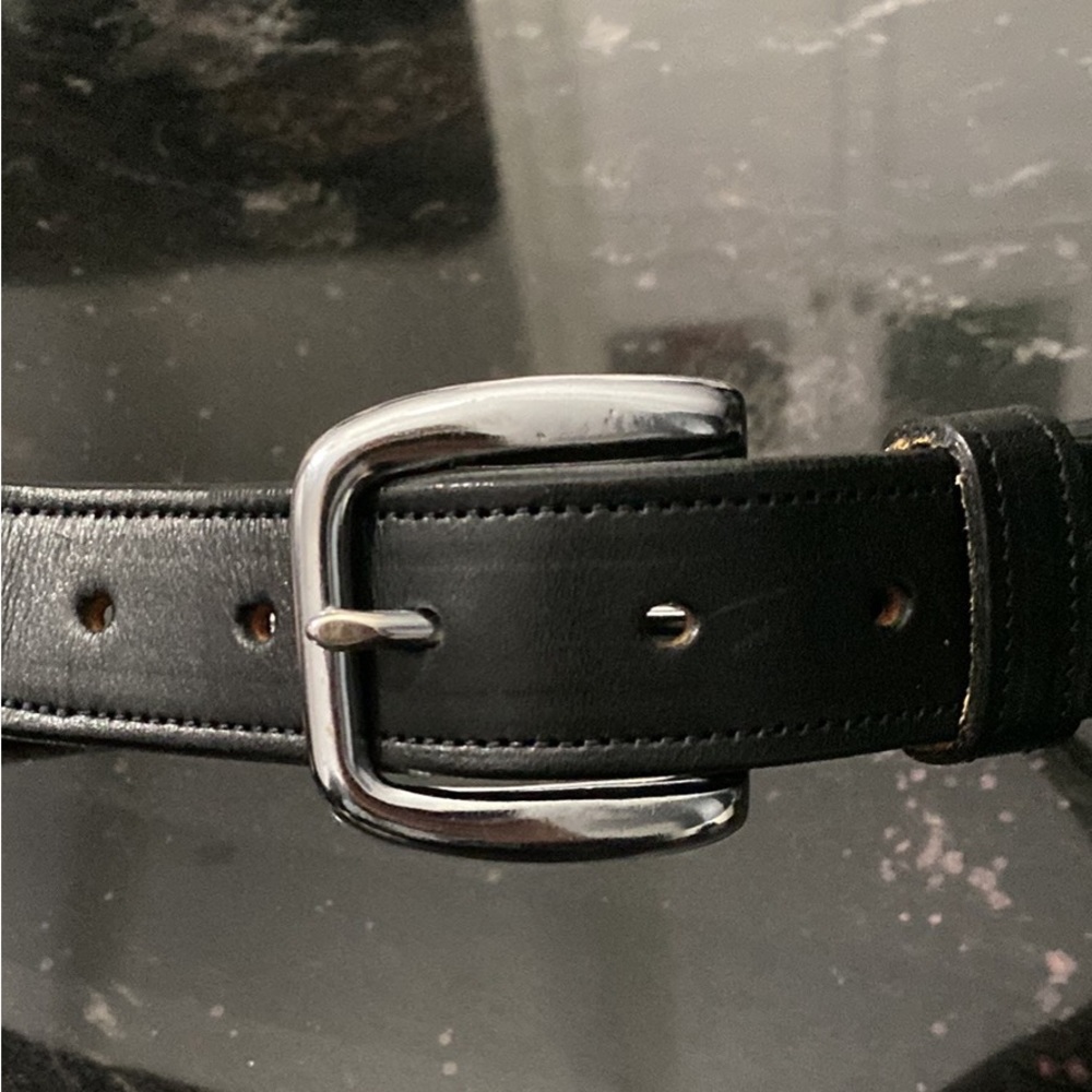 Tory leather riding belt. Size 28